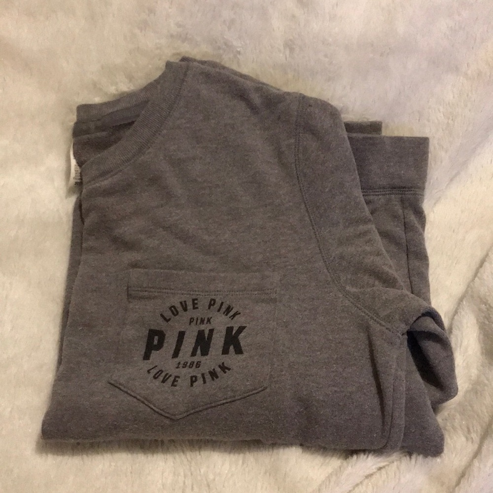 VS PINK crew sweatshirt- size M